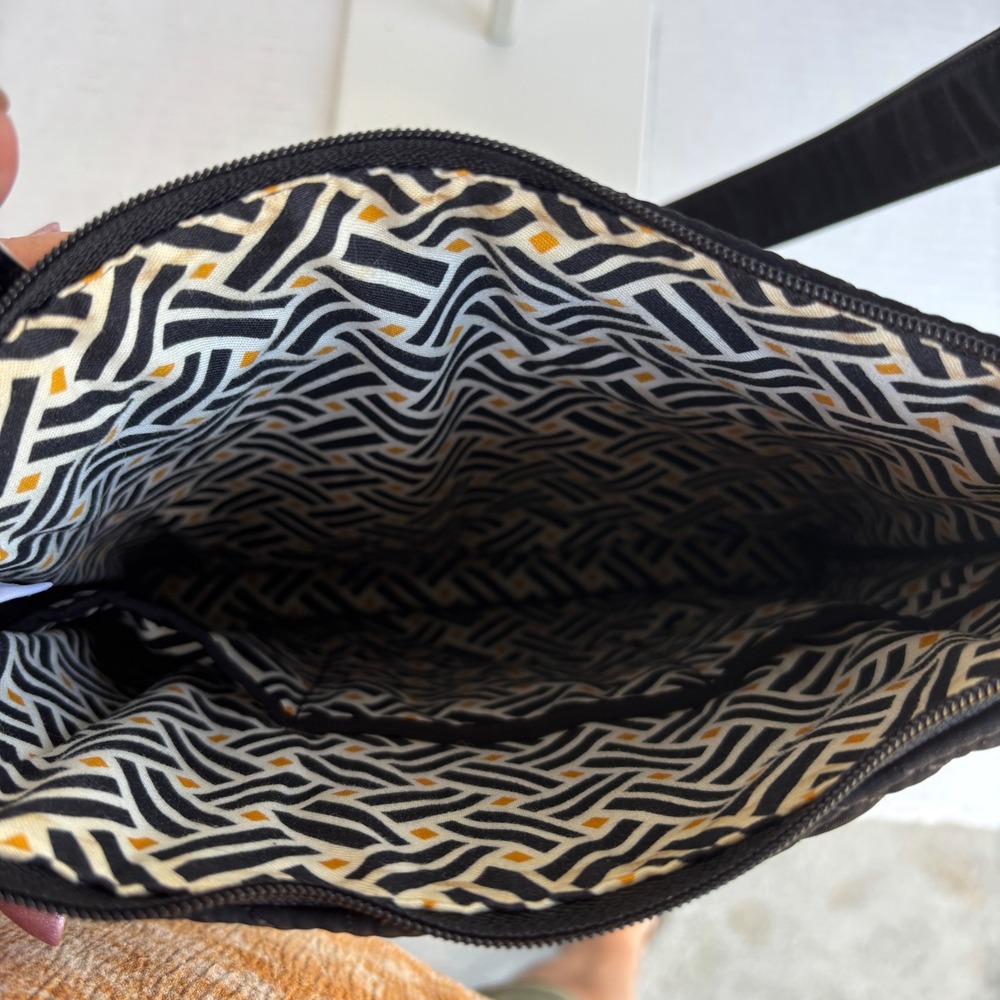 Vera Bradley Black Quilted Microfiber Hipster Crossbody Bag Messenger Purse - Picture 10 of 11